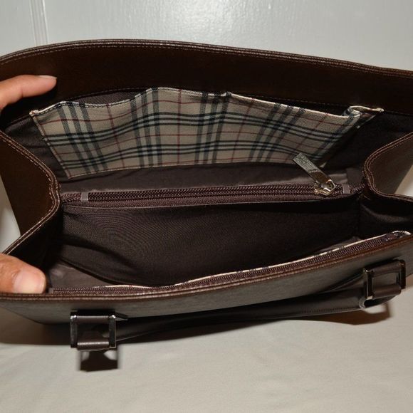 𝅺burberry Satchel - Picture 8 of 15